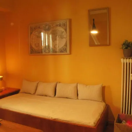 Homey And Calm Yet * 아테네